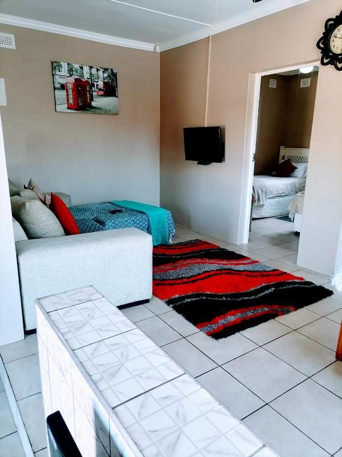 Poolside Guest House Port Shepstone Camera foto